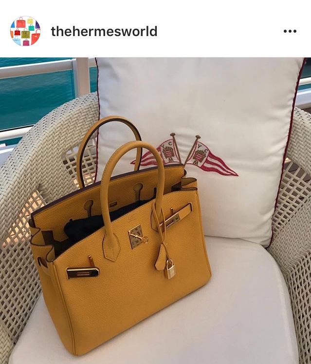 Belts on bags - the new summer fashion trend