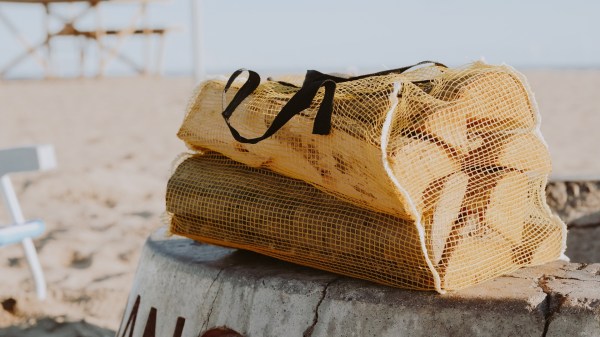5 unisex beach bags for summer