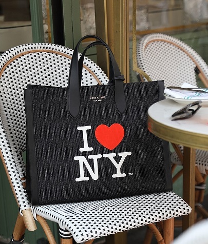 Tote bags for college and university