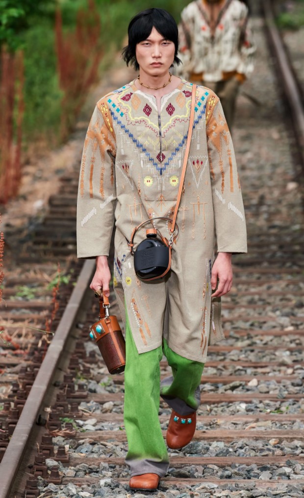 S'22 menswear tunics, shorts and bags