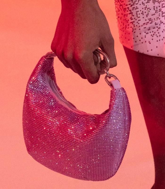 W 2022 bag trends - high shine