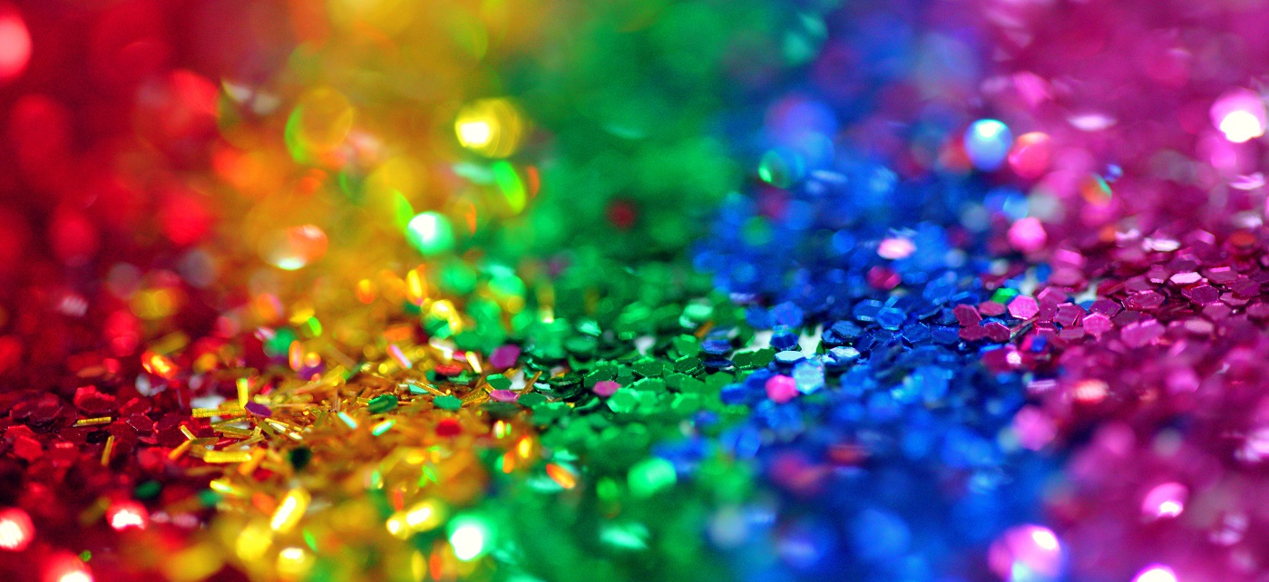 Top 10 bags of colour for AW22