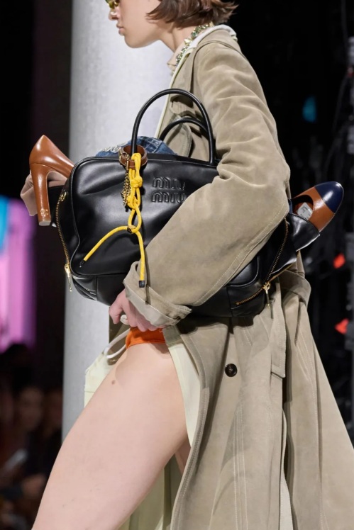 SS'24 bag styles - larger sized tote